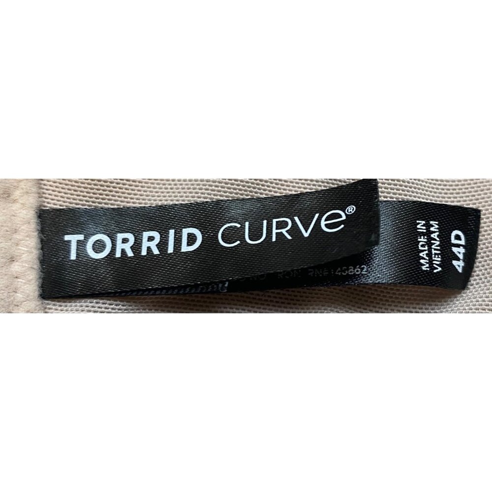 Torrid Curve 360 Back Smoothing Push Up Plunge Wi… - image 3